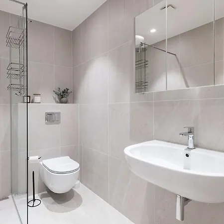 Hideaway Apartment *